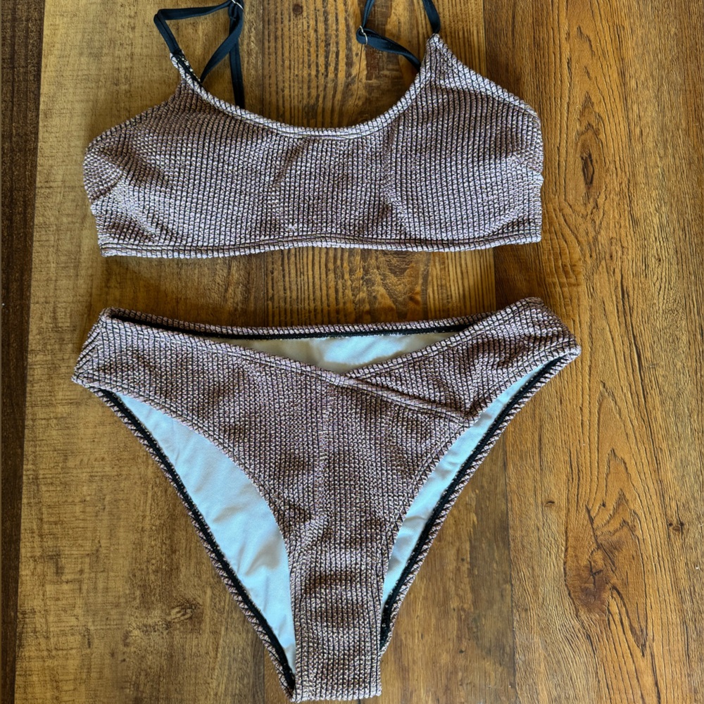 Ribbed Bikini Set - Picture 4 of 6
